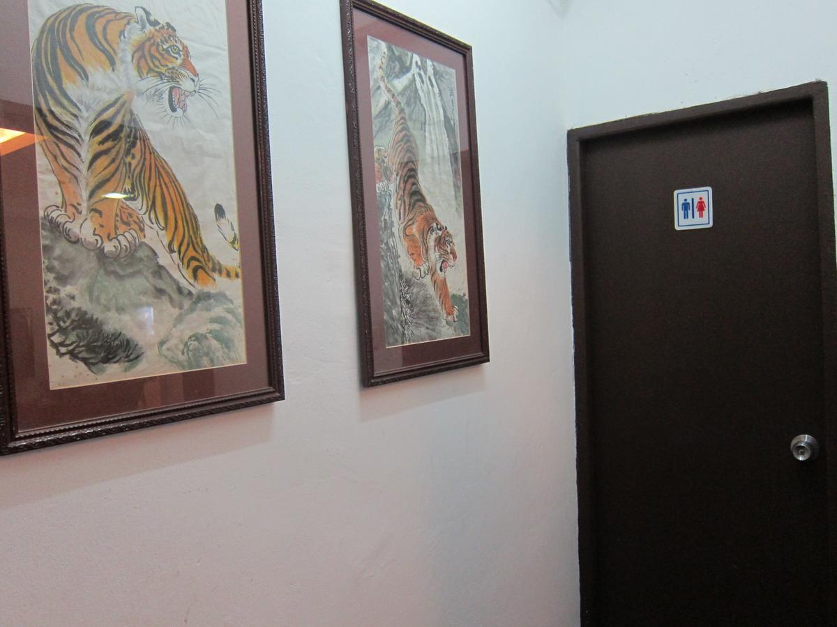 Oriental Inn Kuching Exterior foto