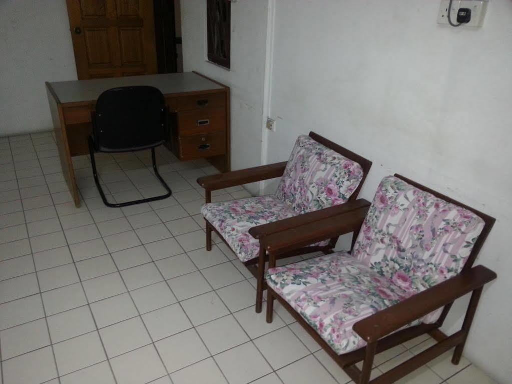 Oriental Inn Kuching Exterior foto